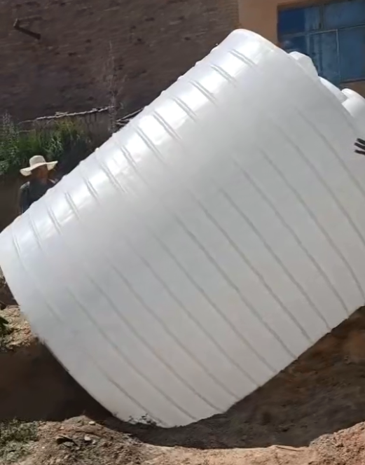 PE宕昌塑料大桶批量交付案例：满足多行业储运需求的可靠容器方案